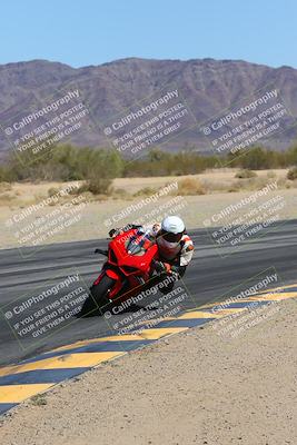 media/Mar-24-2025-Moto Forza (Mon) [[57ce5c5cff]]/1-Advanced Group/Session 3 (Turn 6 Inside)/